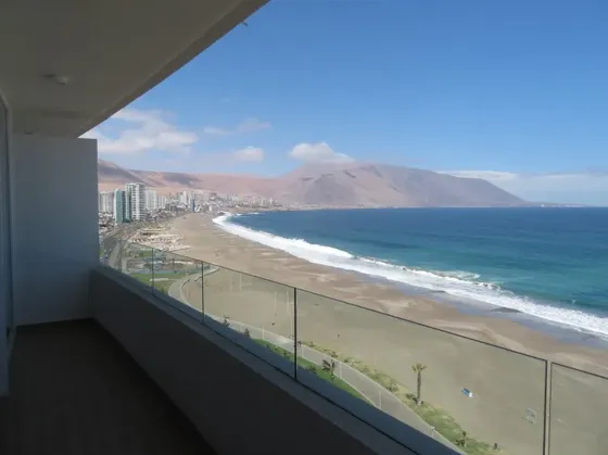 Amoblado Boulevard Primera Linea