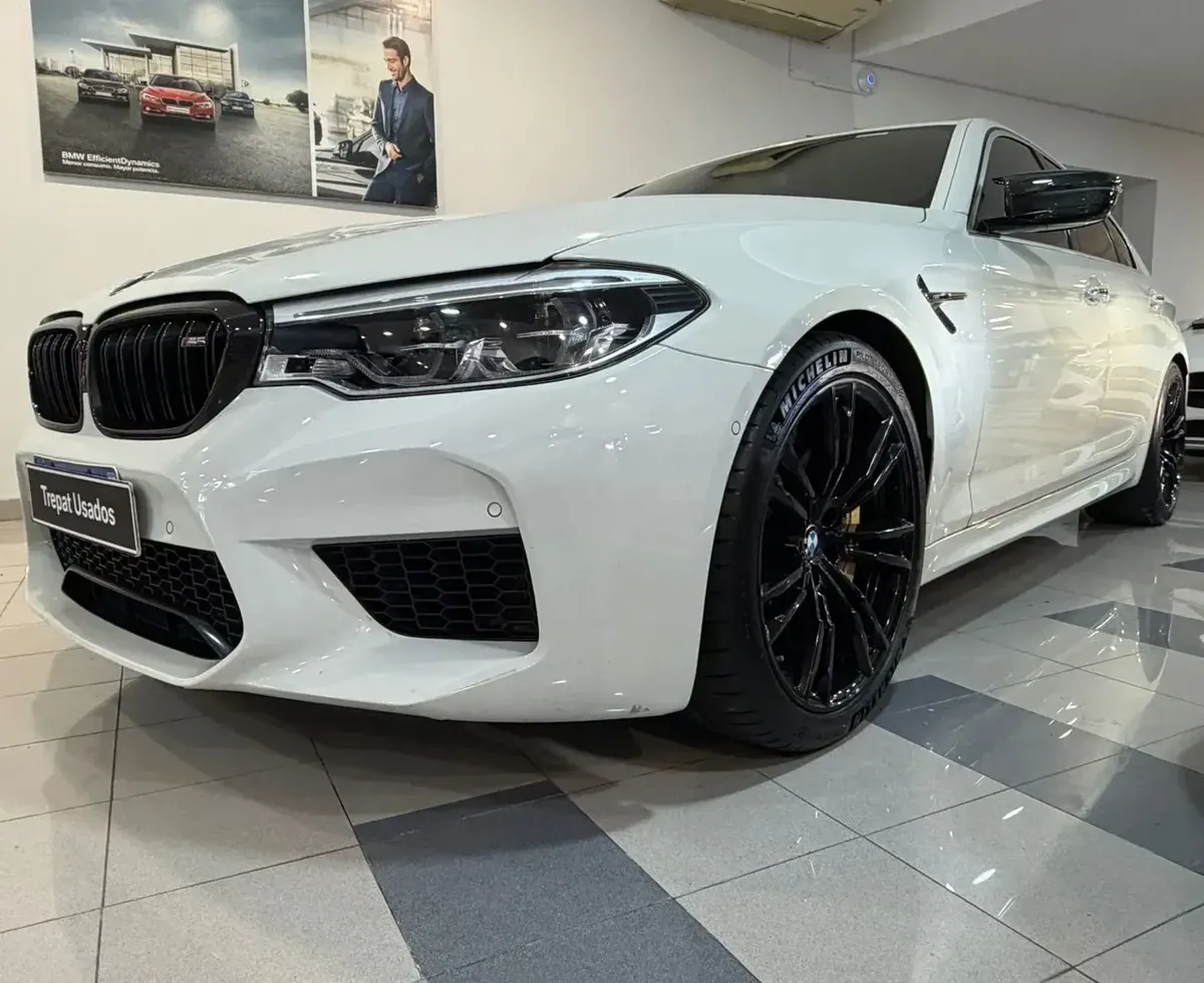 BMW M Series 4.4 M5 Sedan 560 hp