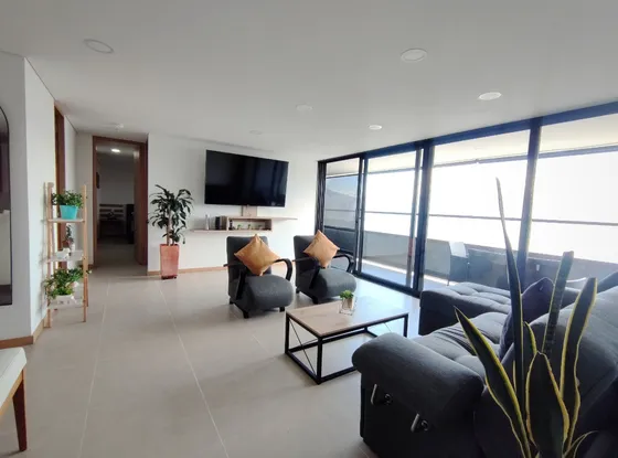 Venta De Apartamento En El Poblado, Las Palmas