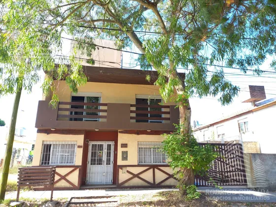 Hostería Ubicada En El Corazón De San Bernardo, Santa Maria De Oro  735