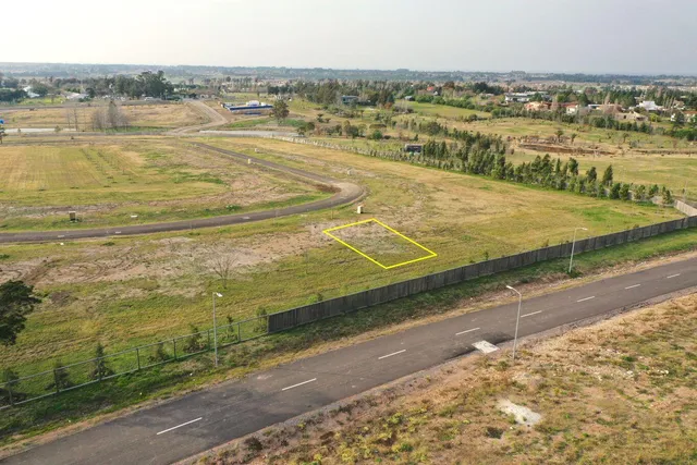 Terreno En Venta - Los Olivos De Los Horneros