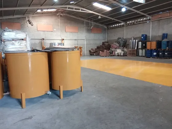 264477 Am* Venta De Galpon / Fabrica De Pinturas En Guacara 
