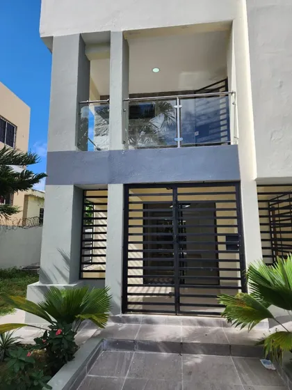 Vendo Casa En Urbanizacion Maximo Gomez 