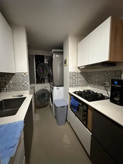 Vendo Apartamento En Sabaneta San Remo Excelente Vista Cerca Al Parque Alta Valorizacion
