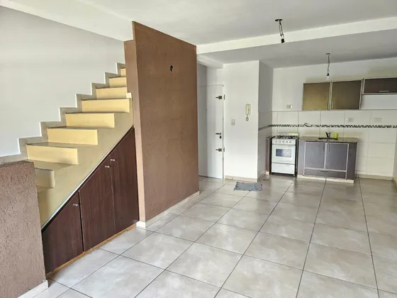 Alquiler Duplex 2 Amb Con Patio