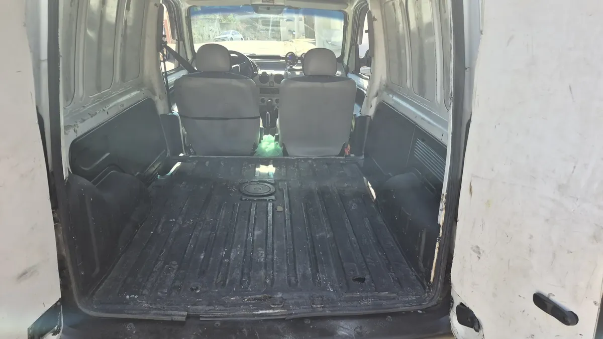 Renault Kangoo Express 2013 1.6 16v Hi-flex 4p — foto 9