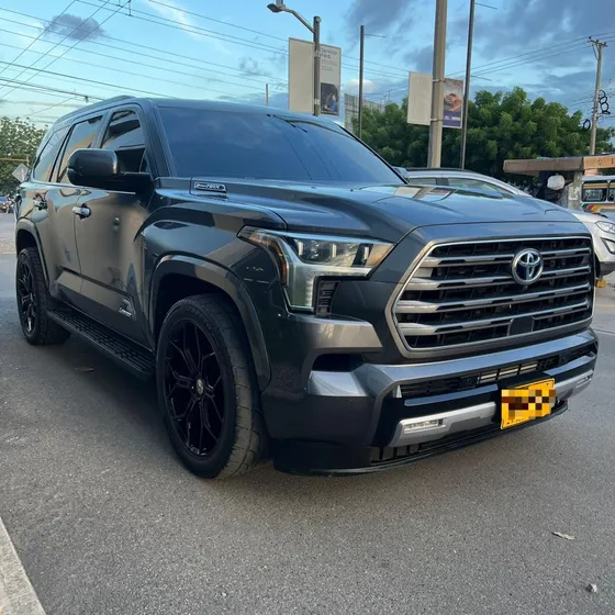 Toyota Sequoia 3.5 V6 Limited 4x4