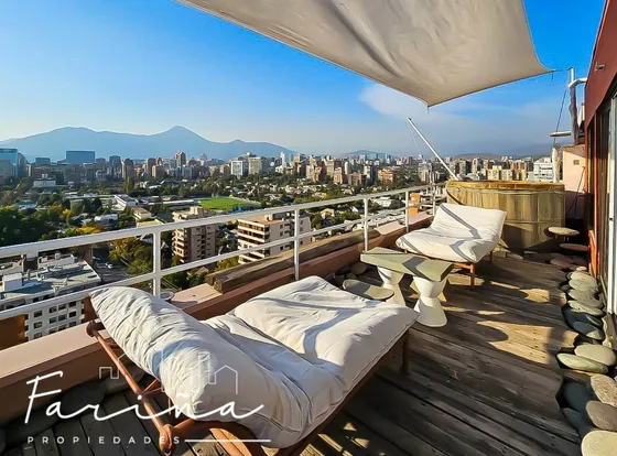 Departamento Duplex En Venta 2d, En Las Condes