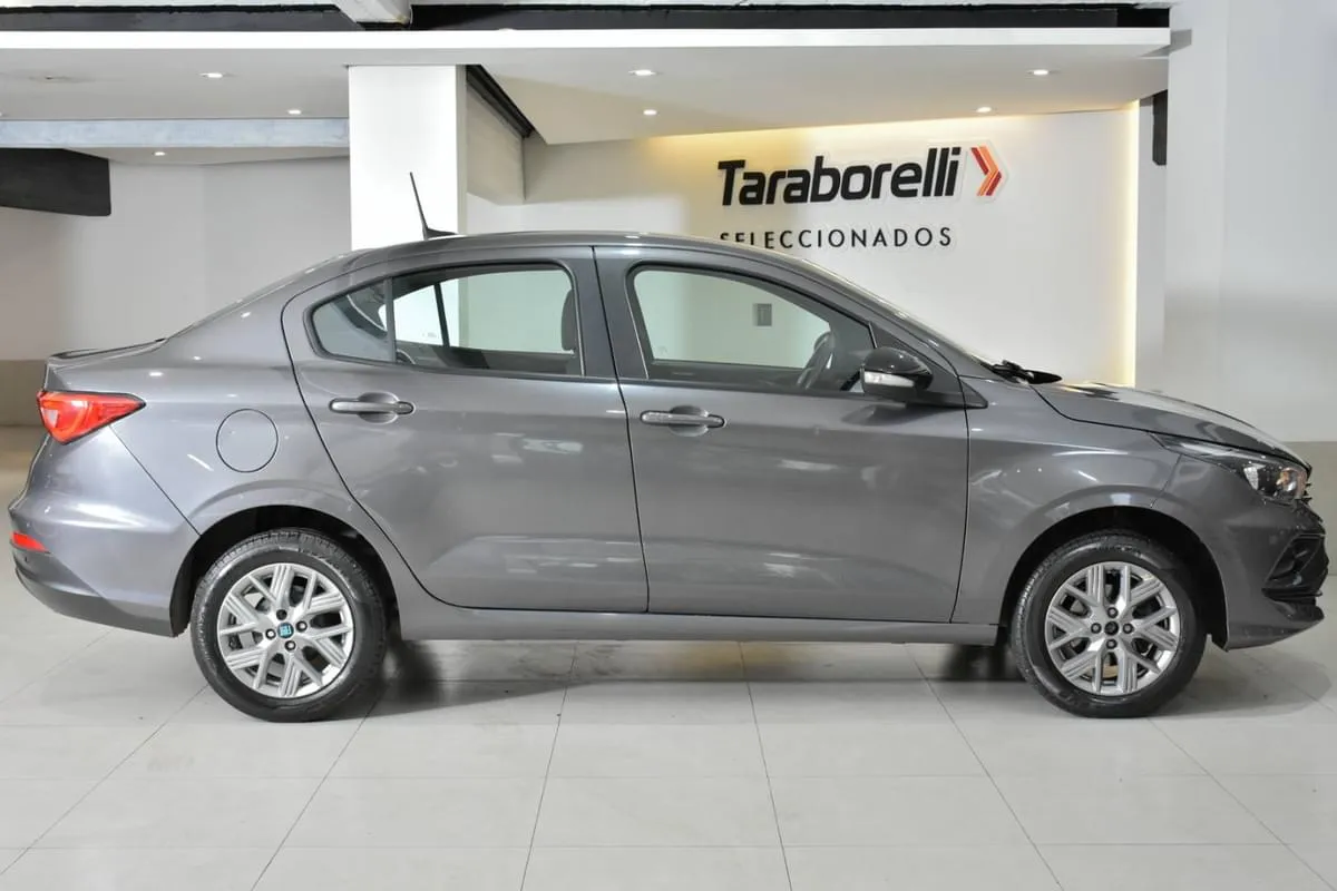 Fiat Cronos 1.3 Drive CVT550974052013199366