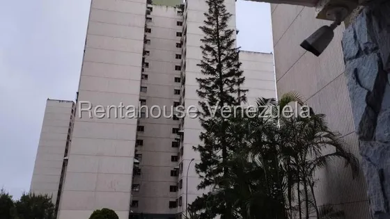Apartamento En Venta La Rosaleda 25-23425 Yg