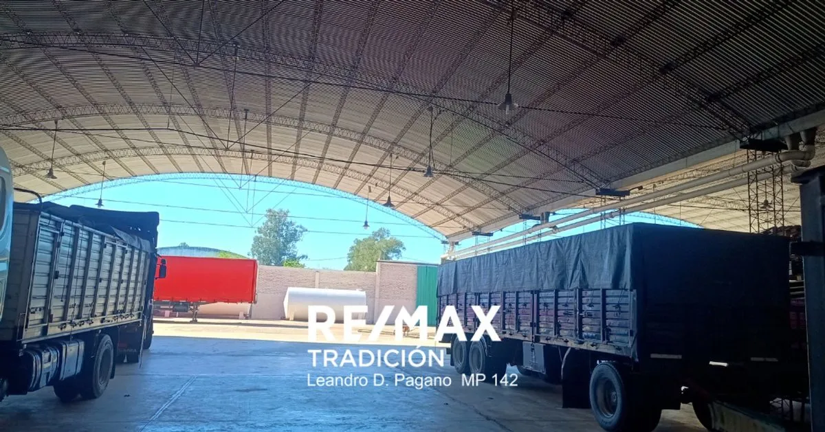 Premium Commercial Warehouse for Sale in Resistencia