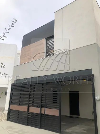 Casas En Venta En Moderno Apodaca