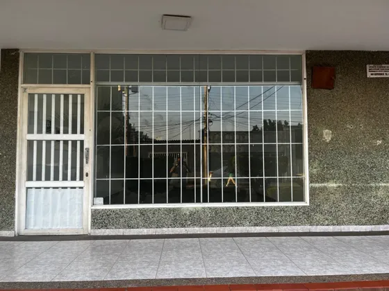 Local En Alquiler Lechería  Entre La Av Principal Con  Carrera 7  Planta Baja 
