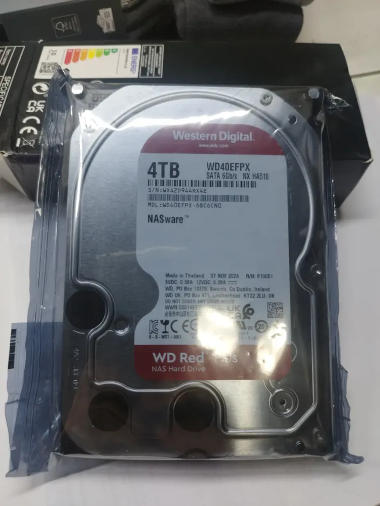 Hd 4tb Western Digital Wd Red Plus Nas Sata 6gb/s Wd40efpx Cor