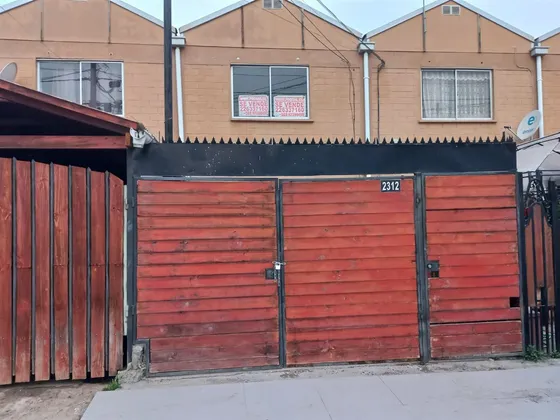 Casa En Venta De 3 Dorm. En Rancagua