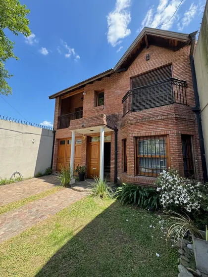 Casa En Lomas De Zamora Oeste
