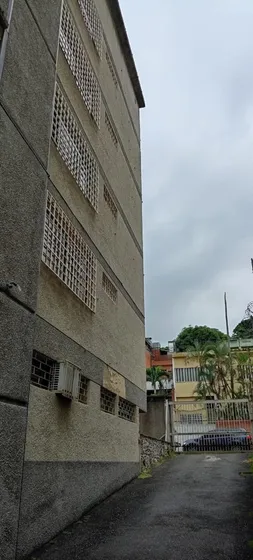 Venta De Edificio Comercial (consultorios O Oficinas) En San Bernardino   Bv