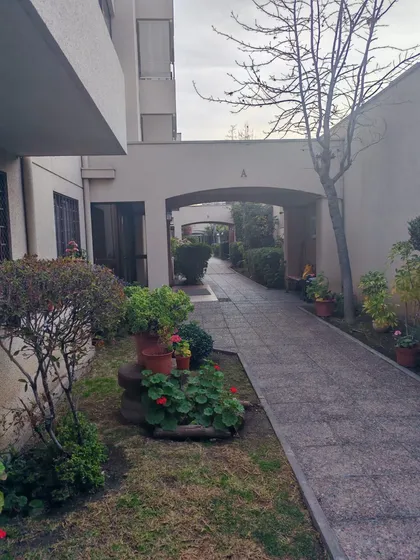Precioso Departamento De 1d1b Con Est En Brown Norte