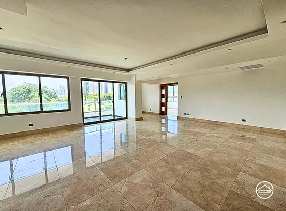 Amplio Apartamento De Lujo En Los Cacicazgos