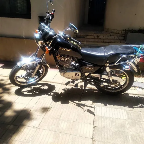 Gn Suzuki Eterna Moto, Nueva Flama Nafta Y A Rodar
