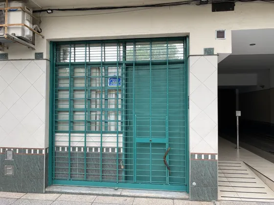 Venta Local En Excelente Estado Floresta