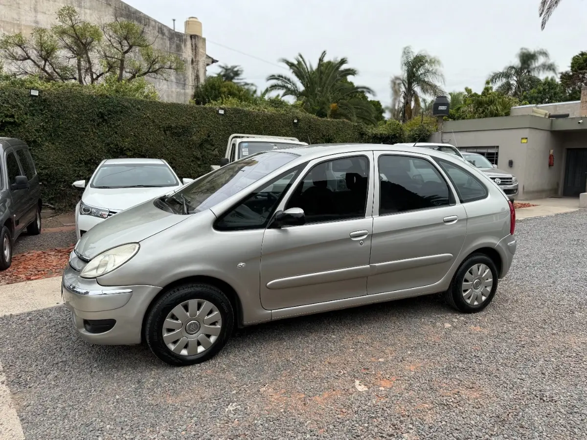 Miniatura 8