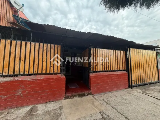Casa En Venta De 3 Dorm. En San Ramón