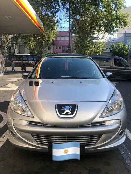 Peugeot 297 Compact Tiptronic Con Techo Corredizo.
