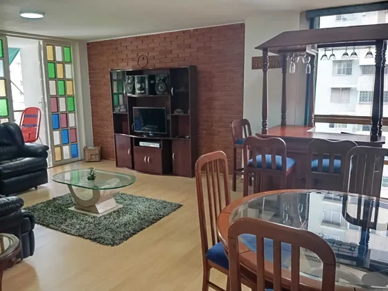 Apartamento En Venta Los Palos Grandes | 166m2 | 4h-3b-1pe | 90.000
