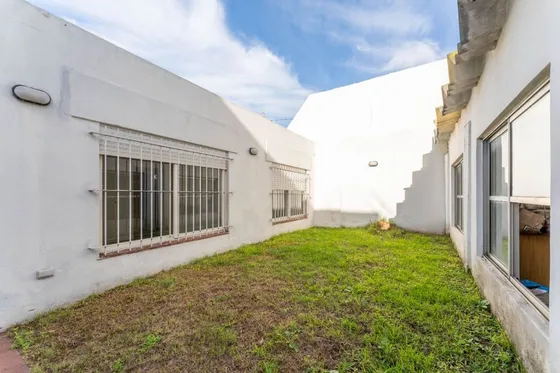 Venta Casa 4 Ambientes Con Cochera Ramos Mejía