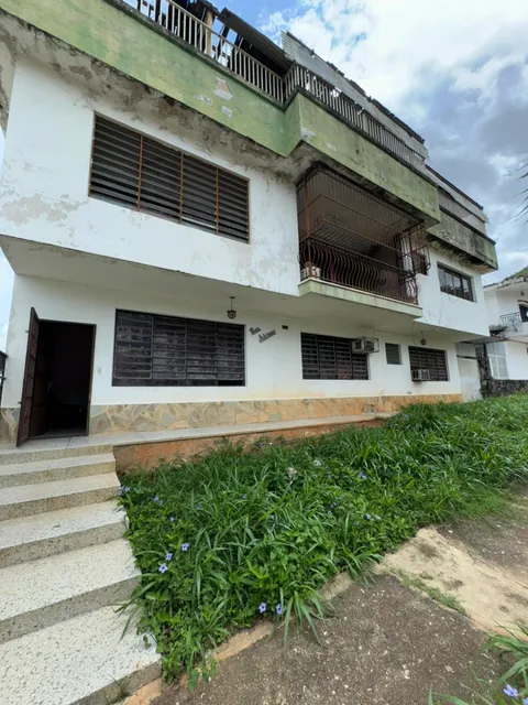 Venta De Oportunidad En Trigal Sur Apartoquinta A Remodelar 