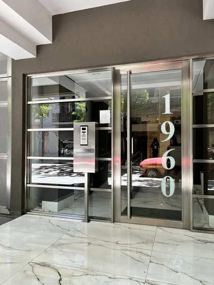 Departamento En Balvanera - Excelente Edficación Y Ubicación 