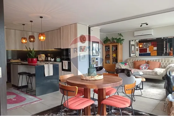 Moderno Departamento En Las Condes 2 D.