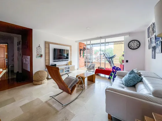 Apartamento En Venta 2do Parque Laureles Medellín
