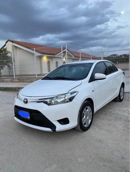 Toyota Yaris 1.5 Core Sedan Mt
