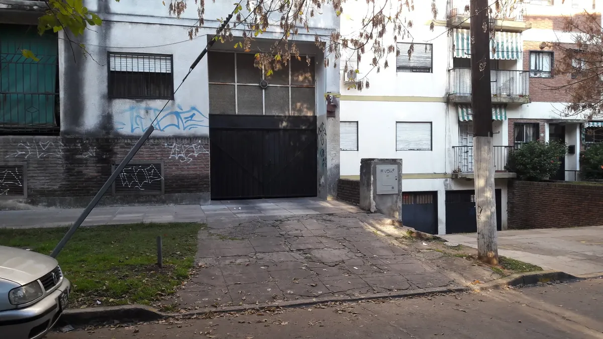 Garage Rental in Ciudad Jardín, Lomas del Palomar
