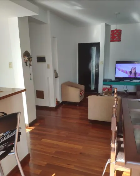 Departamento En Venta - 2 Dormitorios 1 Baño - Cochera -70mts2 - La Plata