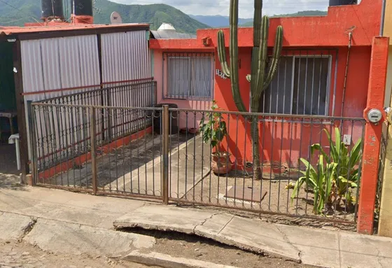 Casa Adjudicada Ubicada En Monte Olimpo, Colinas Del Sur, Autlán De Navarro, Jal. Sk04