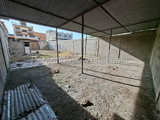 Karelys Medina Vende Terreno En Pleno Centro De Barquisimeto De 271,38 Mts2, A Solo Dos Cuadras Del Centro Comercial Cosmos