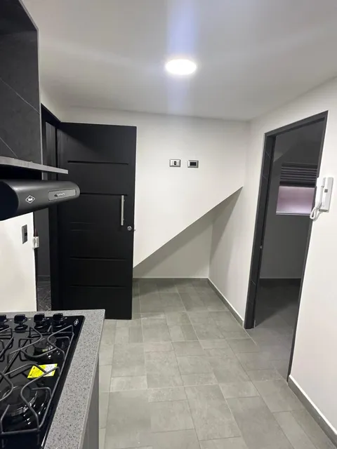  Hermoso Apartamento En Venta Manrique Central, Escritura En Proindiviso Al 20 %