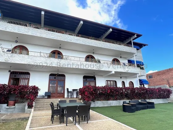 Fenomenal Mansion De 970 Mt2 De Construcción Mas De 1000 De Terreno, Una Grandiosa Oportunidad // Luis Gomez // Mls #24-14521