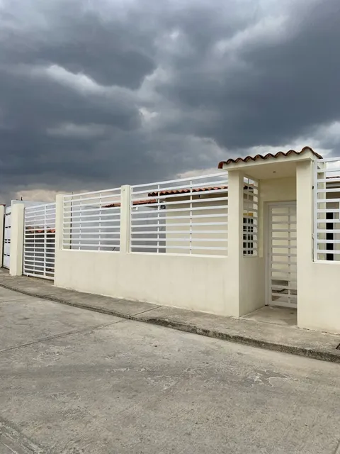 Casa A Estrenar En Venta En Brisas Del Lago Etapa Iv Ciudad Alianza (jct)