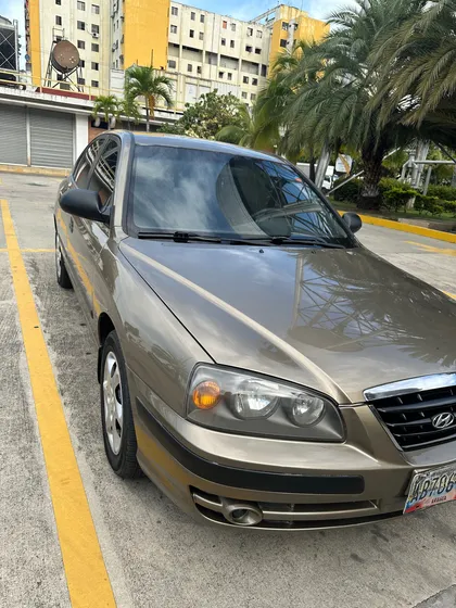 Hyundai Elantra 1.6 Aut