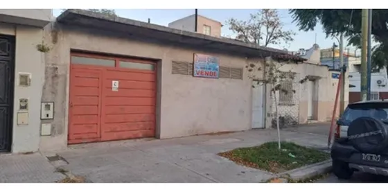 Lote Con Losa Ideal Inversor Cochera Y Departamentos En Mataderos