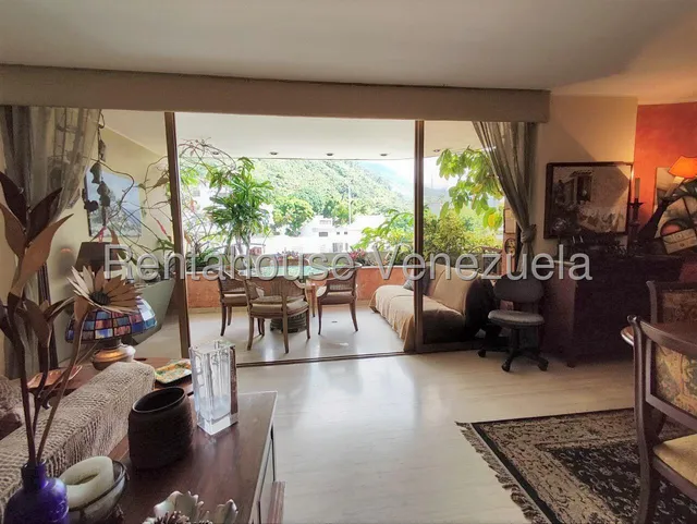 Apartamento Piso Medio 209 M² 3h, 5b, 3p,  Mls #25-12431 Res... Piscina Pozo De Agua En Calle Cerrada En Venta En Alta Florida Avenida Florida Noreste Caracas / Isabel Gómez 