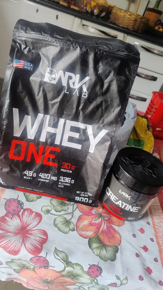 Whey One 900g Chocolate + Creatina 300g Dark Lab - Imagem 3