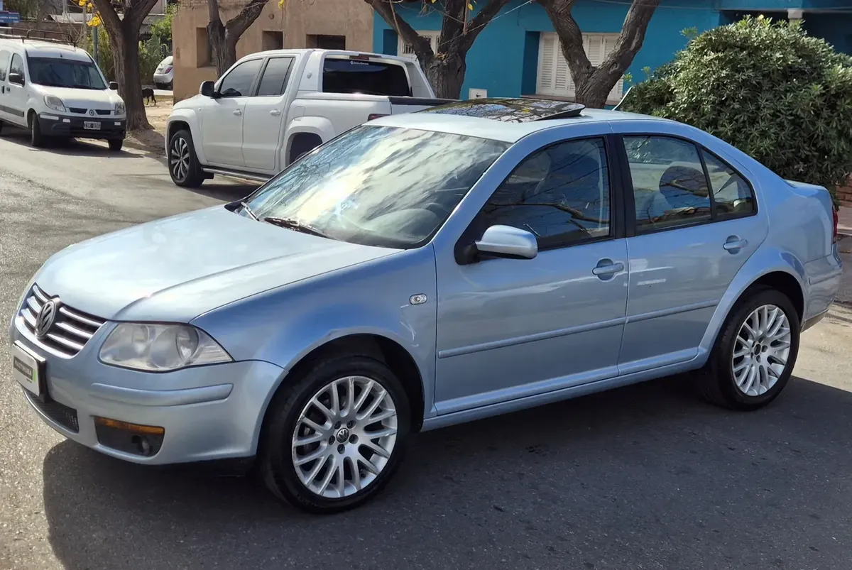 Volkswagen Bora 1.9 TDI Trendline I 100 CV