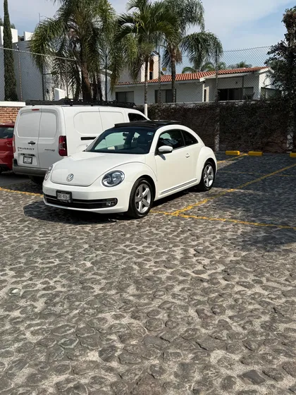 Volkswagen Beetle 2.5 Base At