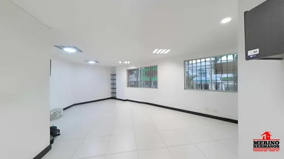 Oficina En Arriendo En Medellín - Laureles