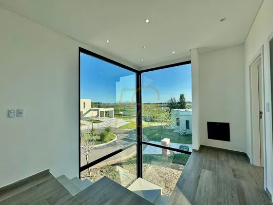 Venta Casa Santa Ines, Canning